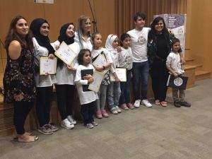 Göçmen çocuklar, barış ve sevgi rüzgarları estirdi