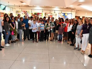 Usta ressamlara taş çıkardılar