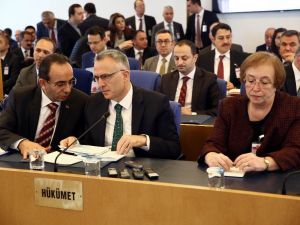 Bakan Ağbal: "Asgari ücretlinin gelirini hiçbir şekilde bin 404 liranın altına düşmemesini sağlamak üzere yasal düzenleme önerimiz var"