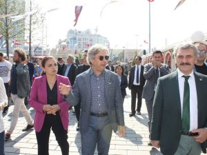 3. Beyoğlu Meraklı Zihinler Bilim Şenliği başladı