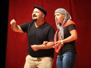 Gaziemir’de bol kahkahalı sezon açılışı