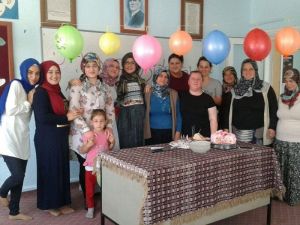 Altıntaş’ta ’Bez bebek yapım kursu’ sona erdi