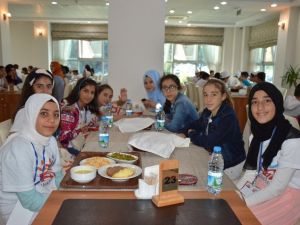 Elazığlı öğrenciler Manisa’da