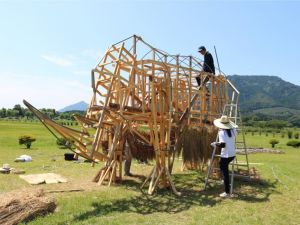 Samandan dev heykellerin yapıldığı ’Wara Sanatı Festivali’