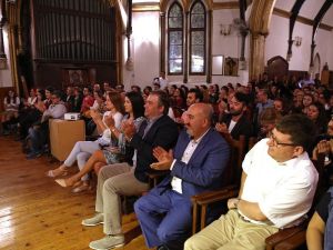 Ünlü yazarın eserlerine farklı yorum