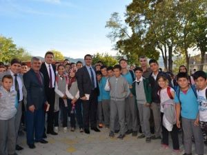 Selendi’de kütüphane seferberliği