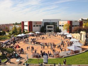 ADÜ’de ‘Öğrenci Toplulukları Tanıtım Günü’ renkli geçti