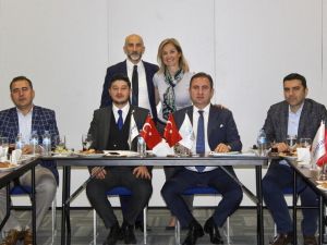 Egeli genç iş adamları Manisa’da buluştu