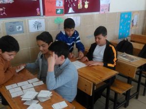 Seydi Resul İmam Hatip Ortaokulunda ’Dinkart’ oyunu