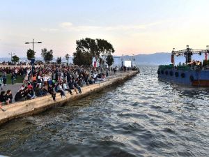 Ege söyledi, İzmir dinledi