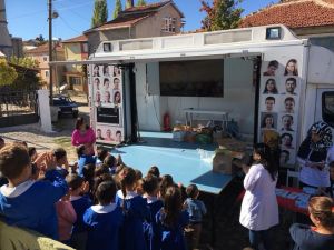 Sağlıklı Yaşam Aracı, öğrencilerle buluştu
