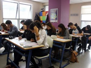 32 bin öğrenci değişen YKS sistemine uygun ilk denemesini yaptı