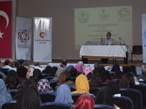 Bu proje ile Aydınlı gençler  zararlı alışkanlıklardan uzak olacak