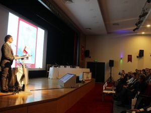 Prof. Dr. Özdemir, “Kardiyolojinin gelmiş olduğu en ileri nokta  ’tavı’ ”