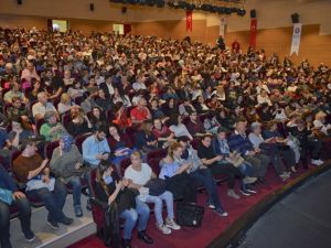 "Kibarlık Budalası" Maltepe’de sahnelendi
