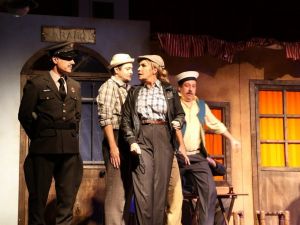 ’Şoför Nebahat’ Manisalı tiyatroseverlerden tam not aldı