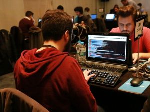 Siber güvenlik uzmanları bayrak kapmak için “hacker” oldu