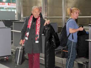 93 yaşındaki İlham Gencer Kanada’da konser verecek