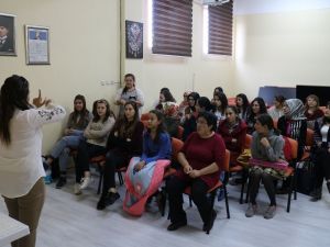 Kula Halk Eğitimden işaret dili kursu