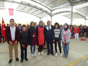 Hisarcık Belediyesinden Fen Lisesini kazanan öğrencilere ödül