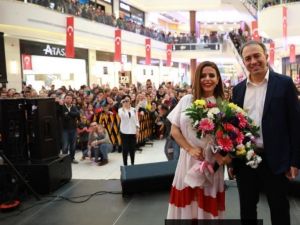 Simge ile 94.yıl coşkusu