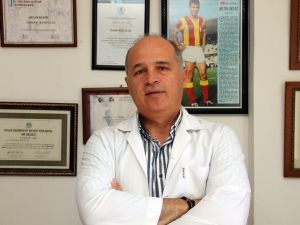 Kazada kopan bacağı ameliyatla yerine dikildi