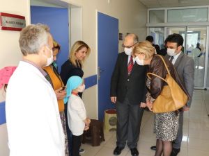 Lösemili çocuklara moral oldular