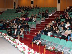 ADÜ Kitap Fuarı yazarları ağırlamaya devam ediyor