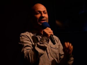 Kahraman Tazeoğlu Manisalılarla buluştu