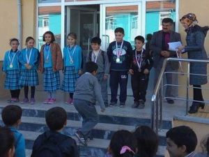 Masa Tenisi Kursu sona erdi