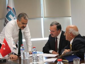 Sanayiciler, mevcut ulusal elektrik tarifesi uygulamasının devam etmesini istiyor