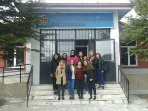 Köy okulları için el ele veren gençlere ulaşım desteği Başkan Alıcık’tan