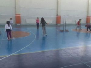 Hisarcık’ta badminton kursu açıldı