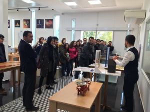 Anadolu Üniversitesi Öğrencileri , matematiği dokunmak için Aydın’a geldi