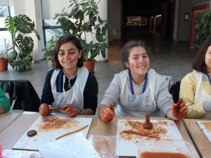 Aydın’da öğrenciler müzede ders işliyor