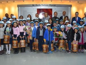 Doğa dostu öğrenciler ödüllendirildi