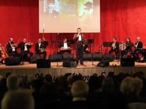 Gaziemir’de türküler Atatürk için söylendi