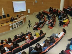 Akhisar’da yazarlık okulu açıldı