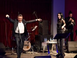 Aysun ve Ali Kocatepe’den 10 Kasım özel konseri