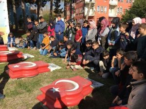 Öğrencilerin şehitlik ziyareti