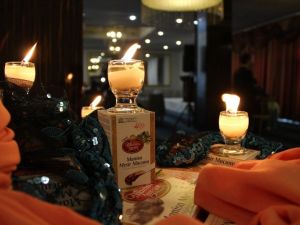 Kadınlar mesir kokulu mumlarla iş hayatına atılacak