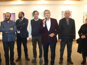 Zeytinburnu’nda ‘Bakış 1’ resim sergisine yoğun ilgi