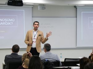 Eğitimde gelecek konferansına büyük ilgi