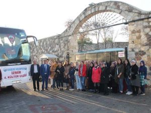 Eskigediz Belediyesi’nden İzmir’e kültür gezisi