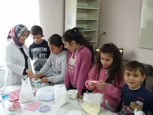 Hisarcık’ta öğrencilere Kokulu Taş Kursu