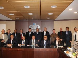 Ege Kuru Meyve ve Mamulleri İhracatçılar Birliği Başkanı Celep: "Kuru üzüm çıkışı 180 milyon liralık bir katma değer oluşturdu"