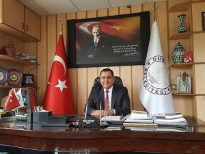 Başkan Niyazi Tezcan: Öğretmenlik, bedeli hiçbir maddi karşılıkla ölçülemeyecek saygın bir meslektir