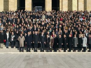 TED Ankara Koleji  Öğretmenler Gününde Anıtkabir’i ziyaret etti