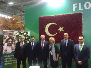 Royal Flora Holland: "Türkiye çiçek merkezi olabilir"