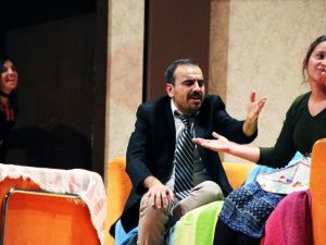 Melis Burcu Küçük anısına sahne aldılar